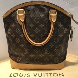 Louis Vuitton Authentic Lock It handbag VINTAGE